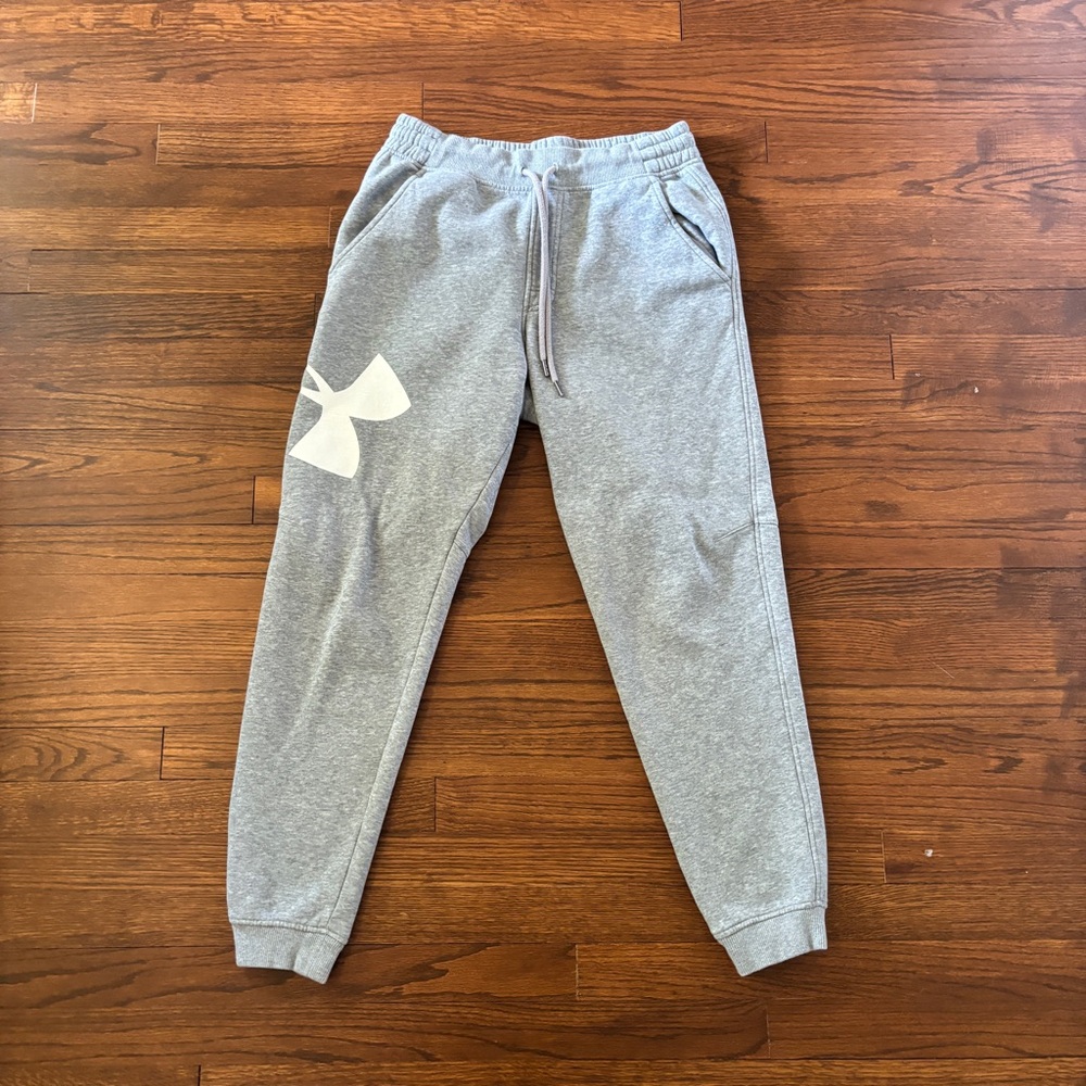 Under Armour Large Gray Joggers Sweatpants